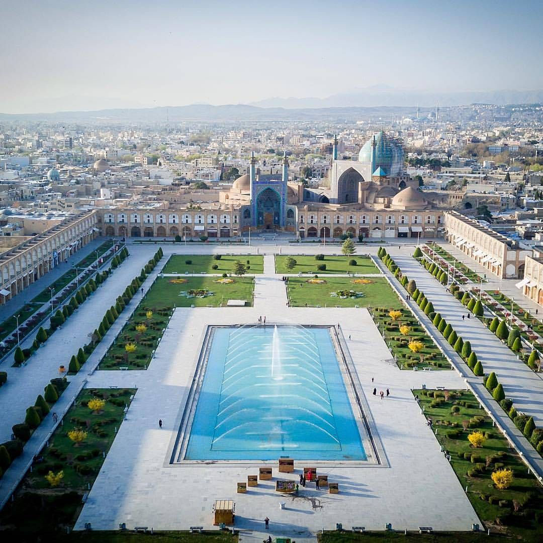 Naqsh-e Jahan square