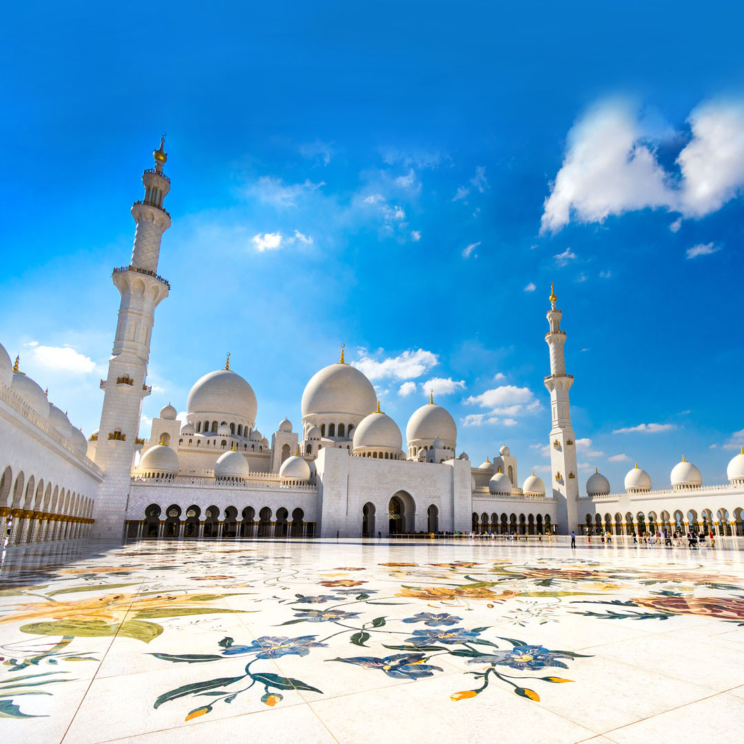 The Majestic Sheikh Zayed Mosque